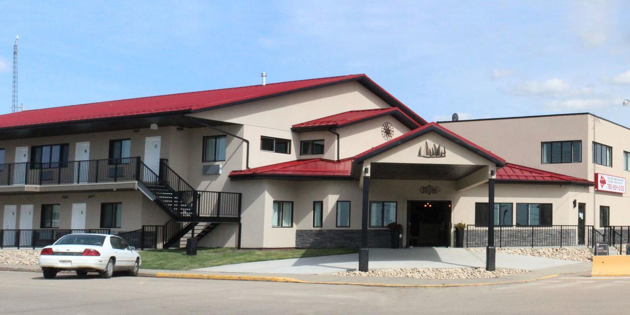 Alberta Beach Inn And Suites Extérieur photo
