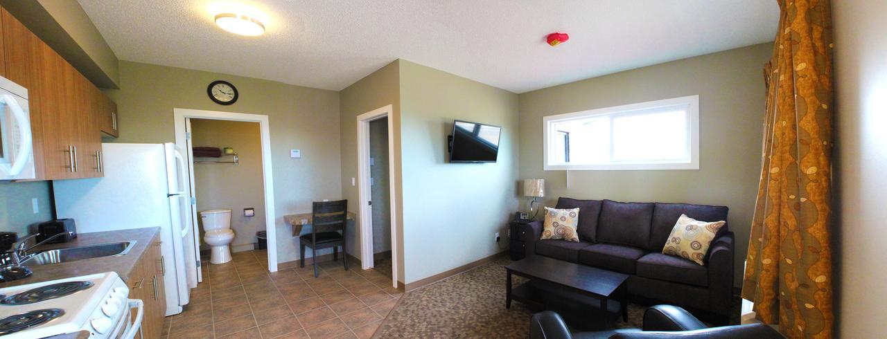 Alberta Beach Inn And Suites Extérieur photo